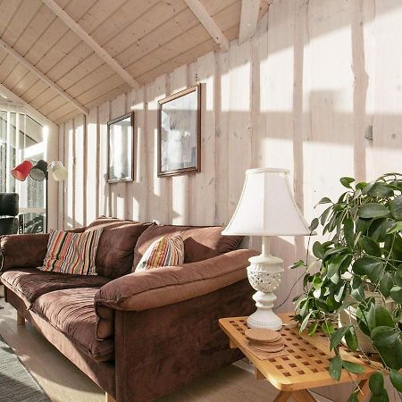 Three-Bedroom Holiday Home In Rodby 38 Kramnitse Buitenkant foto