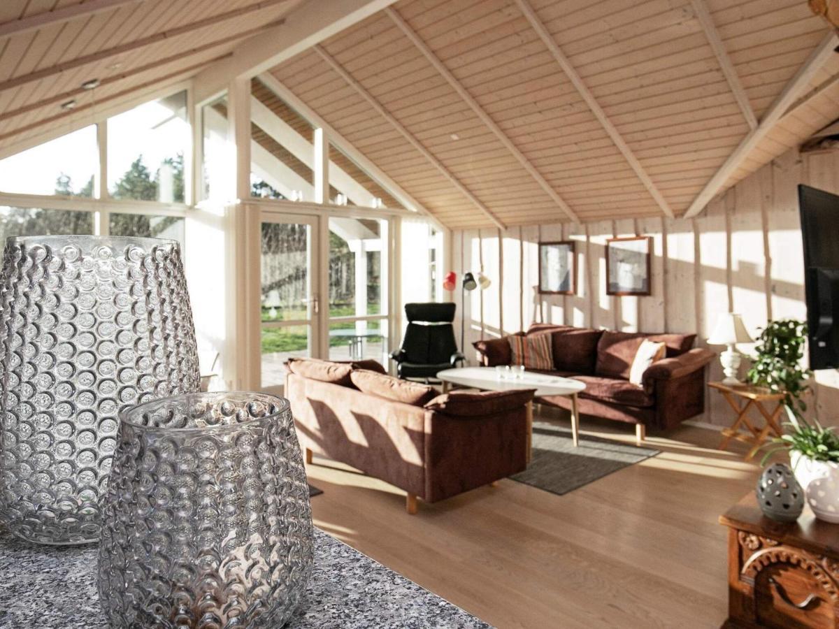 Three-Bedroom Holiday Home In Rodby 38 Kramnitse Buitenkant foto