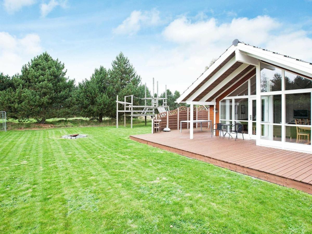 Three-Bedroom Holiday Home In Rodby 38 Kramnitse Buitenkant foto