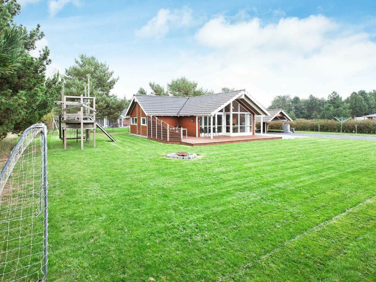 Three-Bedroom Holiday Home In Rodby 38 Kramnitse Buitenkant foto