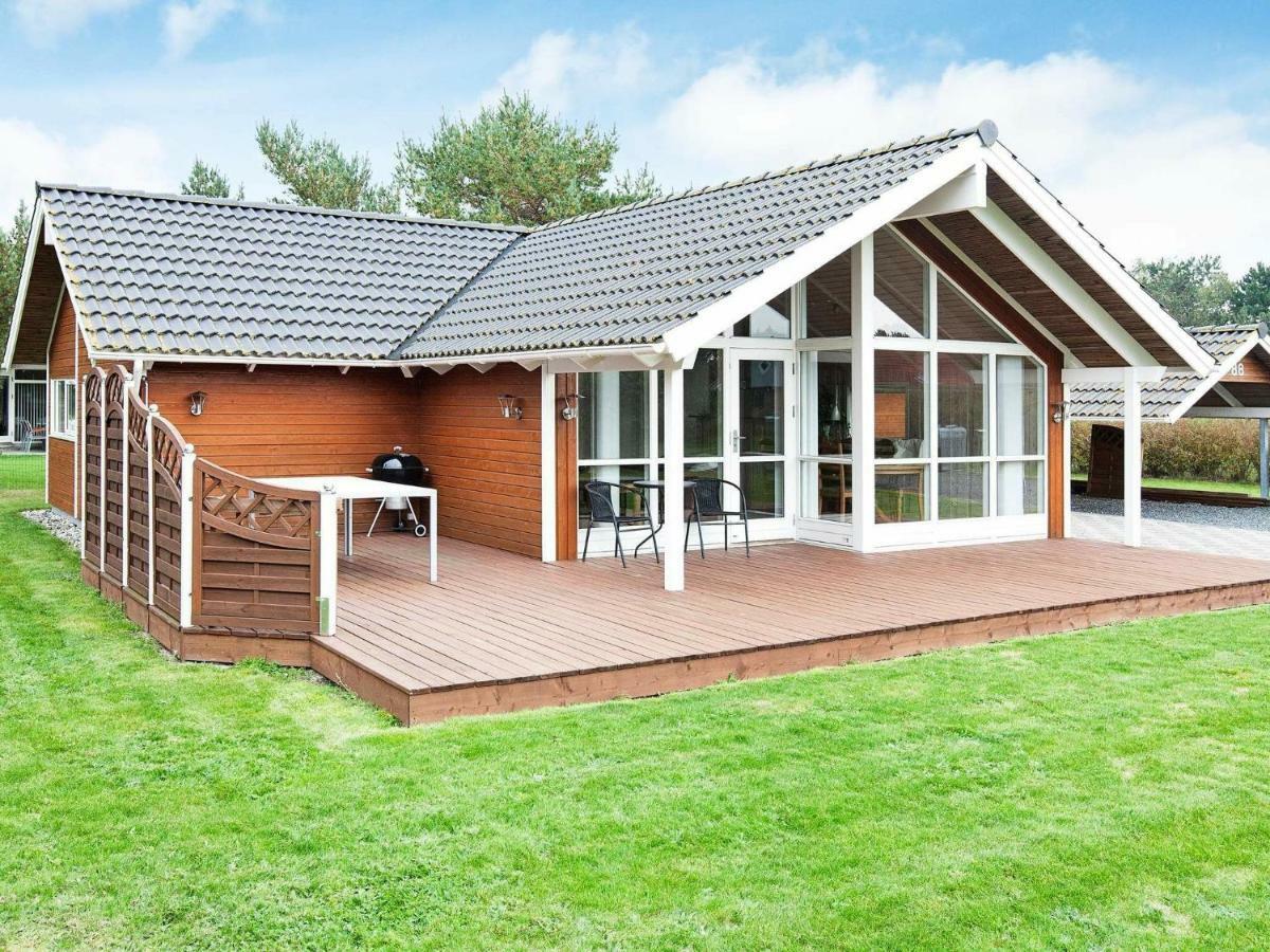 Three-Bedroom Holiday Home In Rodby 38 Kramnitse Buitenkant foto